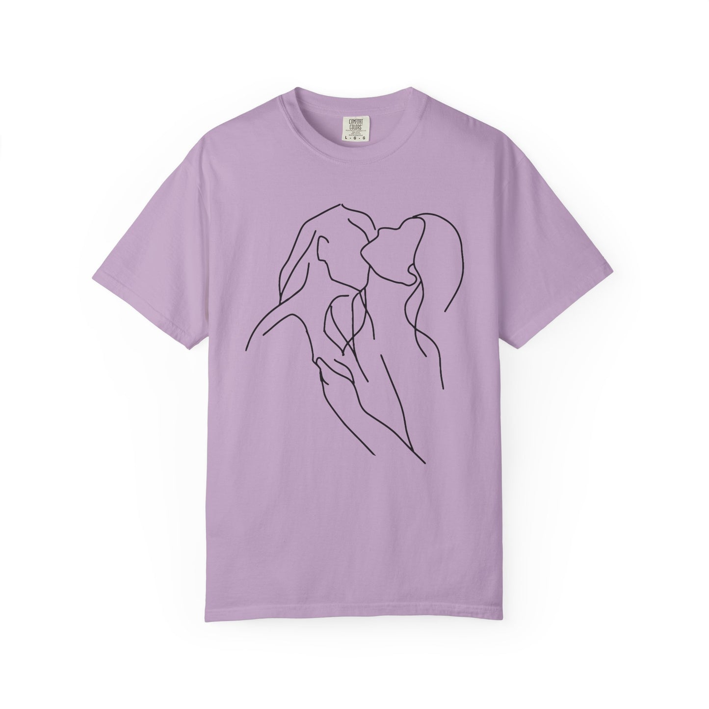 Lesbian Minimal Line art for Women Line Art Kiss shirt Kiss Women T-shirt for women